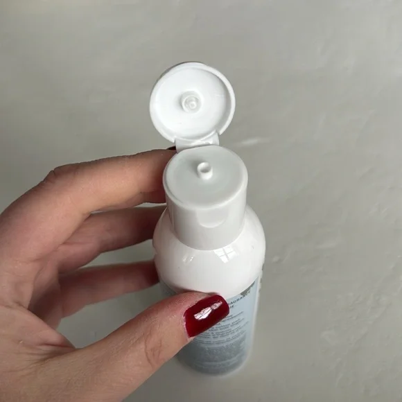 NEW- First Aid Beauty Ultra Repair Wild Oat Hydrating Toner - Picture 5 of 7